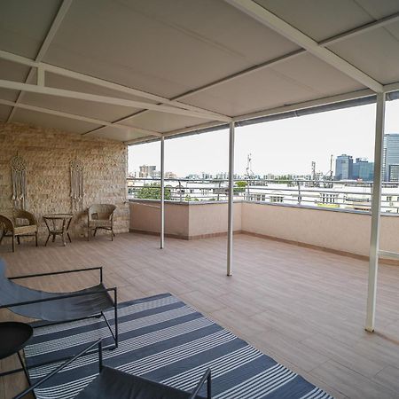 Penthouse With Huge Rooftop Terrace & City View Bucarest Exterior foto