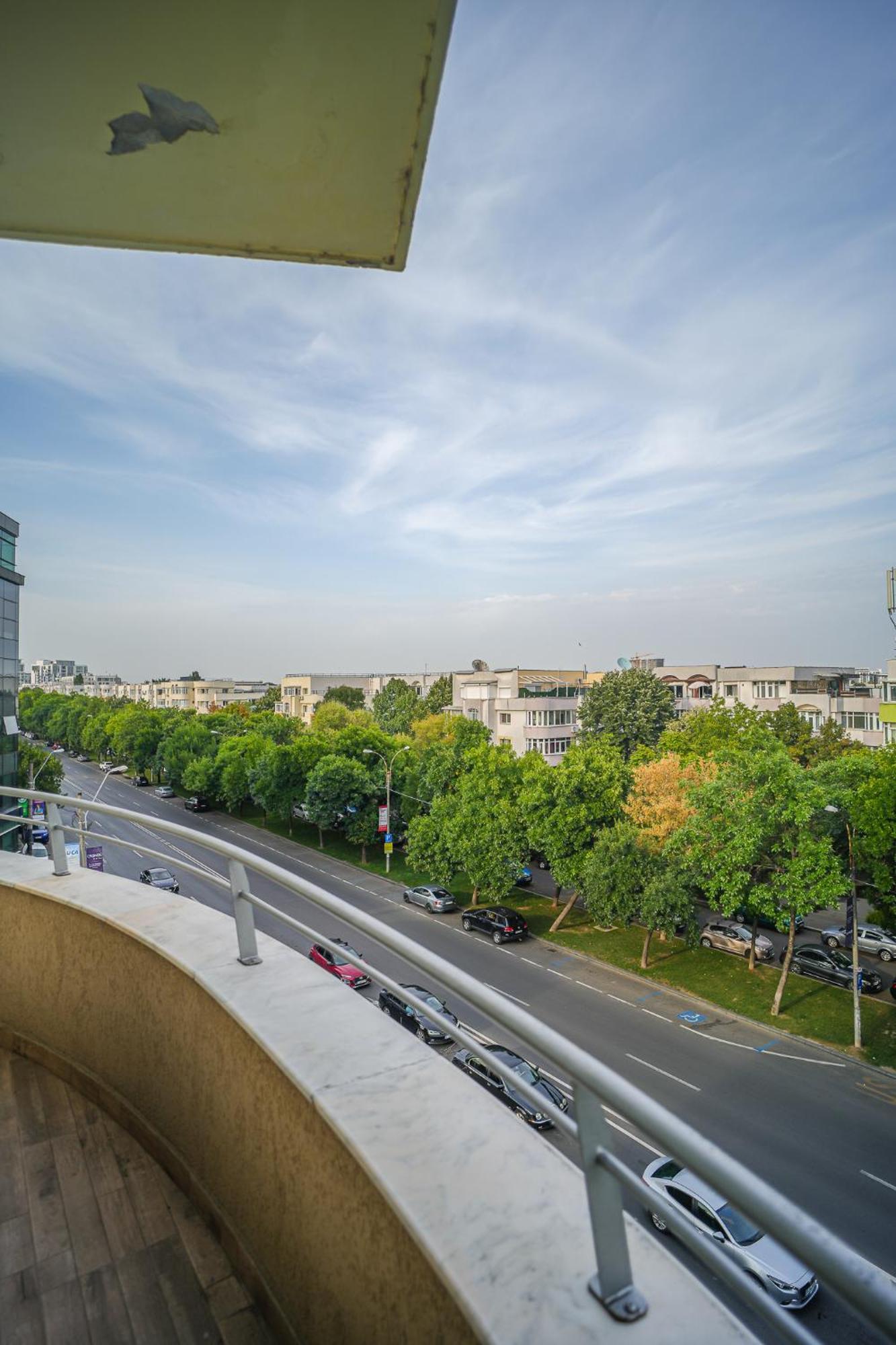 Penthouse With Huge Rooftop Terrace & City View Bucarest Exterior foto