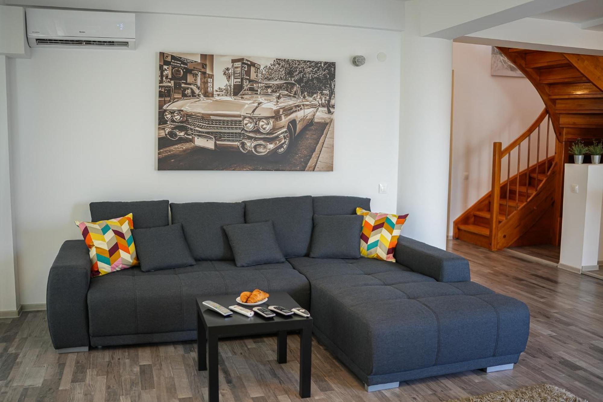 Penthouse With Huge Rooftop Terrace & City View Bucarest Exterior foto